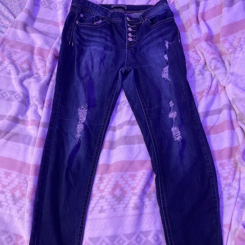 Rue 21 curvy ripped jeans